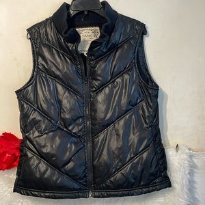 Old Navy No sleeve Buble Coat